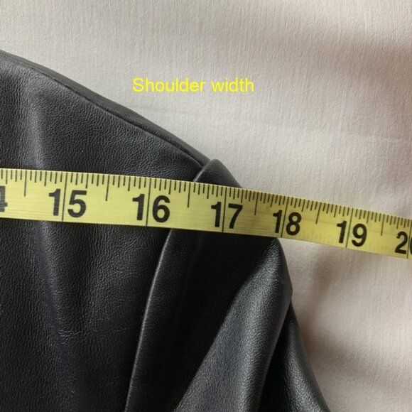 Danier Leather Belted Jacket - Picture 6 of 16